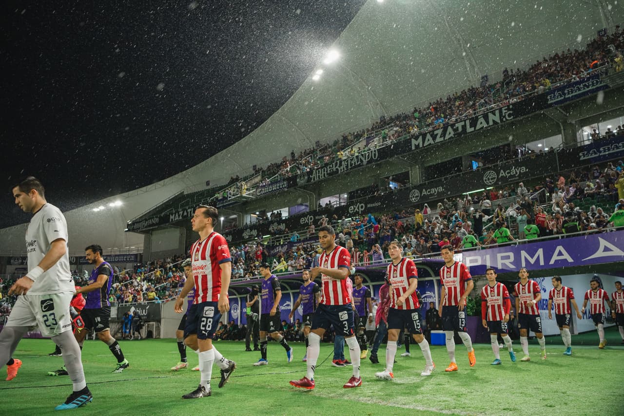 La mayoría del público en el Kraken apoyaba al visitante.