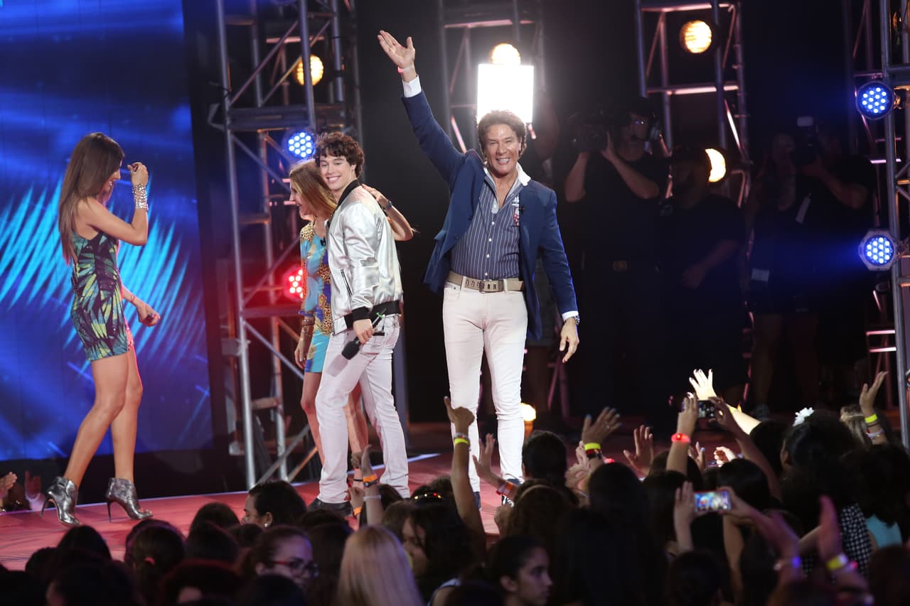 Fernando Allende es su padre, pero con esta audición Adan demostró que es hora de brillar con luz propia.