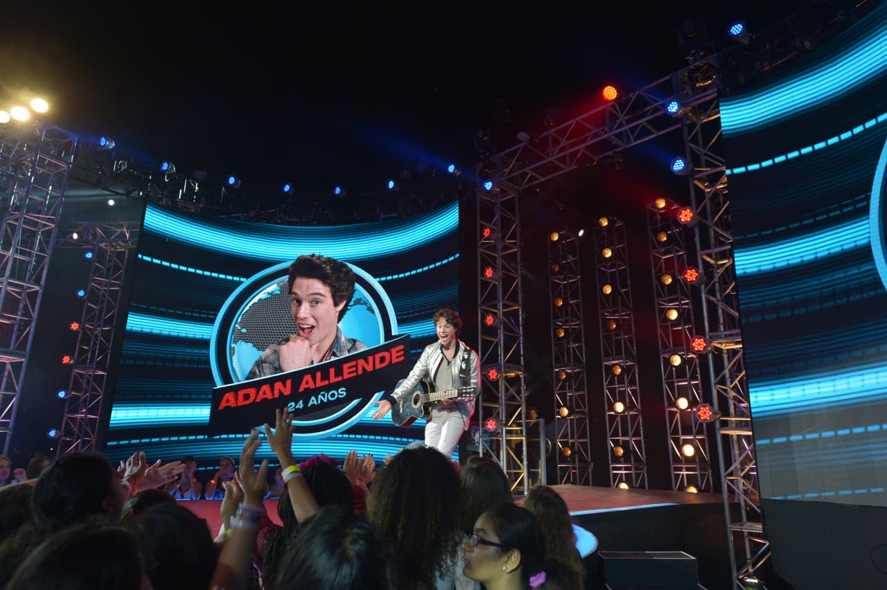 Fernando Allende es su padre, pero con esta audición Adan demostró que es hora de brillar con luz propia.