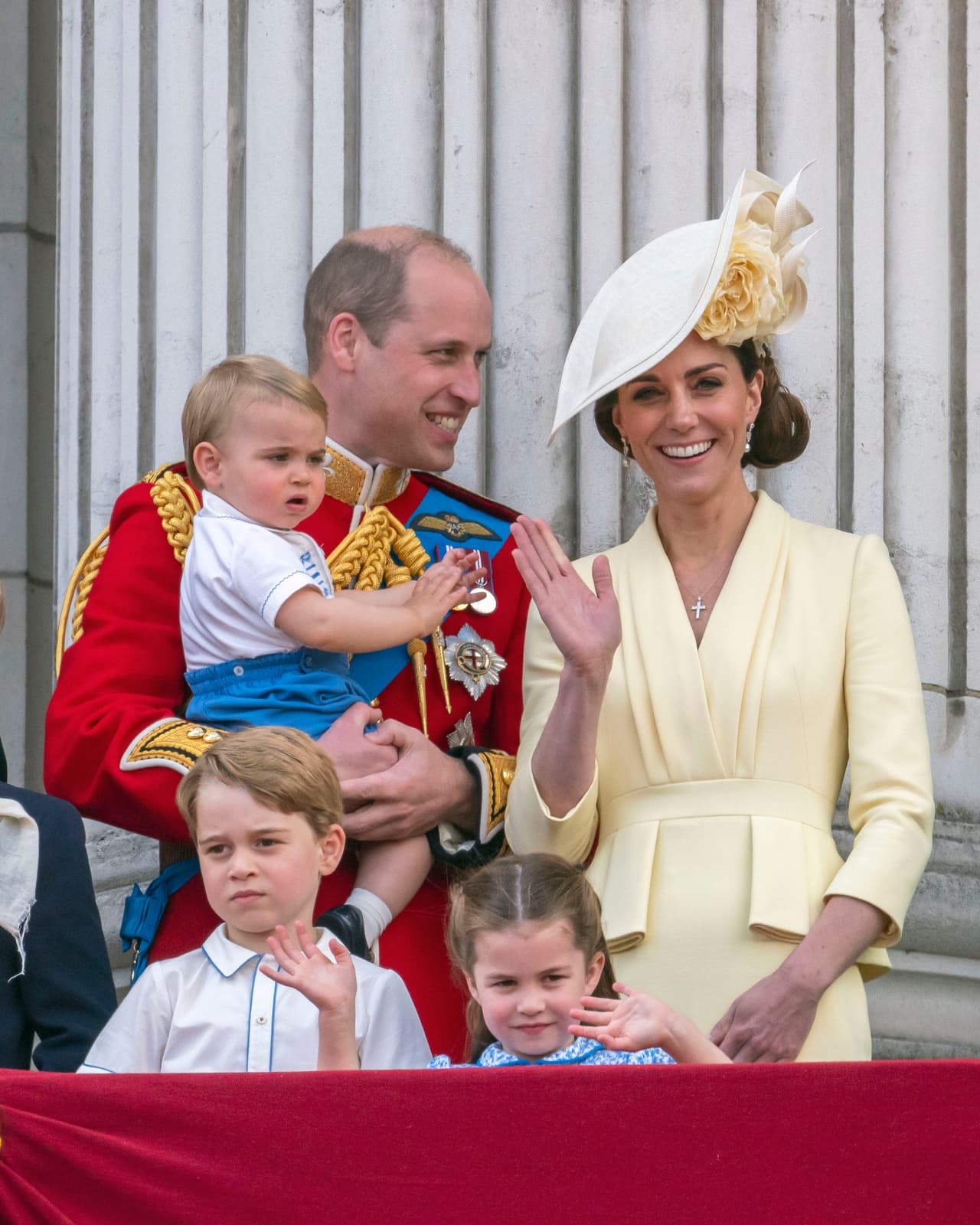 La postal navideña del príncipe William, Kate Middleton y sus hijos fue publicada por error antes de tiempo.