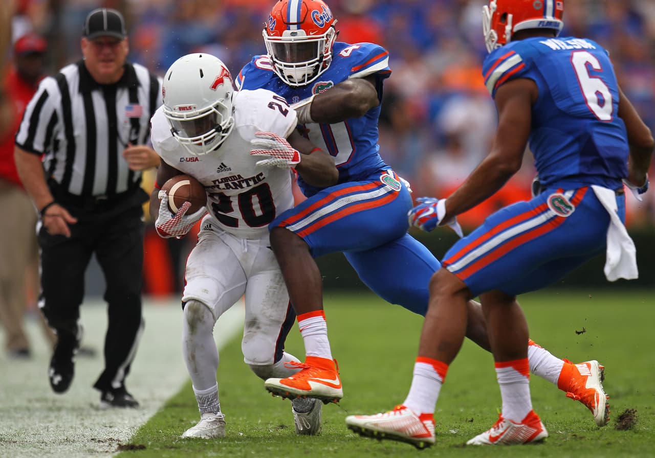 # 20 
<b>JARRAD DAVIS</b> – LB | 
<i>Florida</i>
