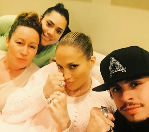 La convivencia con los amigos y la familia ha sido muy buena, y no paran de compartir selfies de sus mejores momentos.