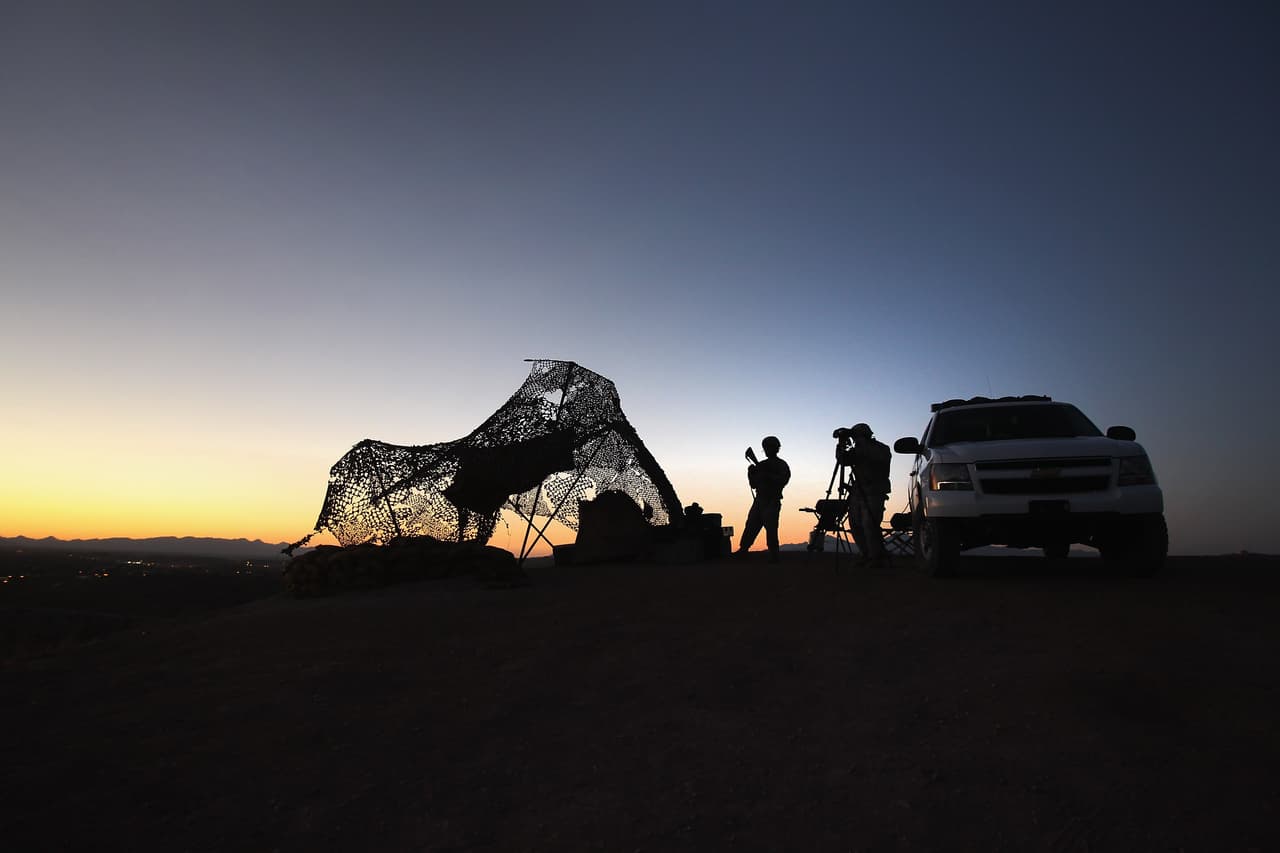 Arrestan a 72 fugitivos durante operativo en el sur del estado de Arizona