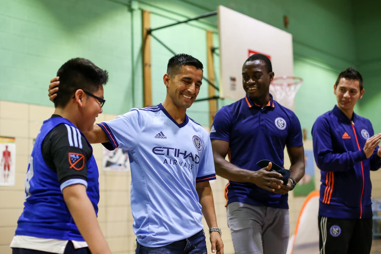 Nueva figura de New York City FC espera poder ganar títulos este año con el equipo celeste