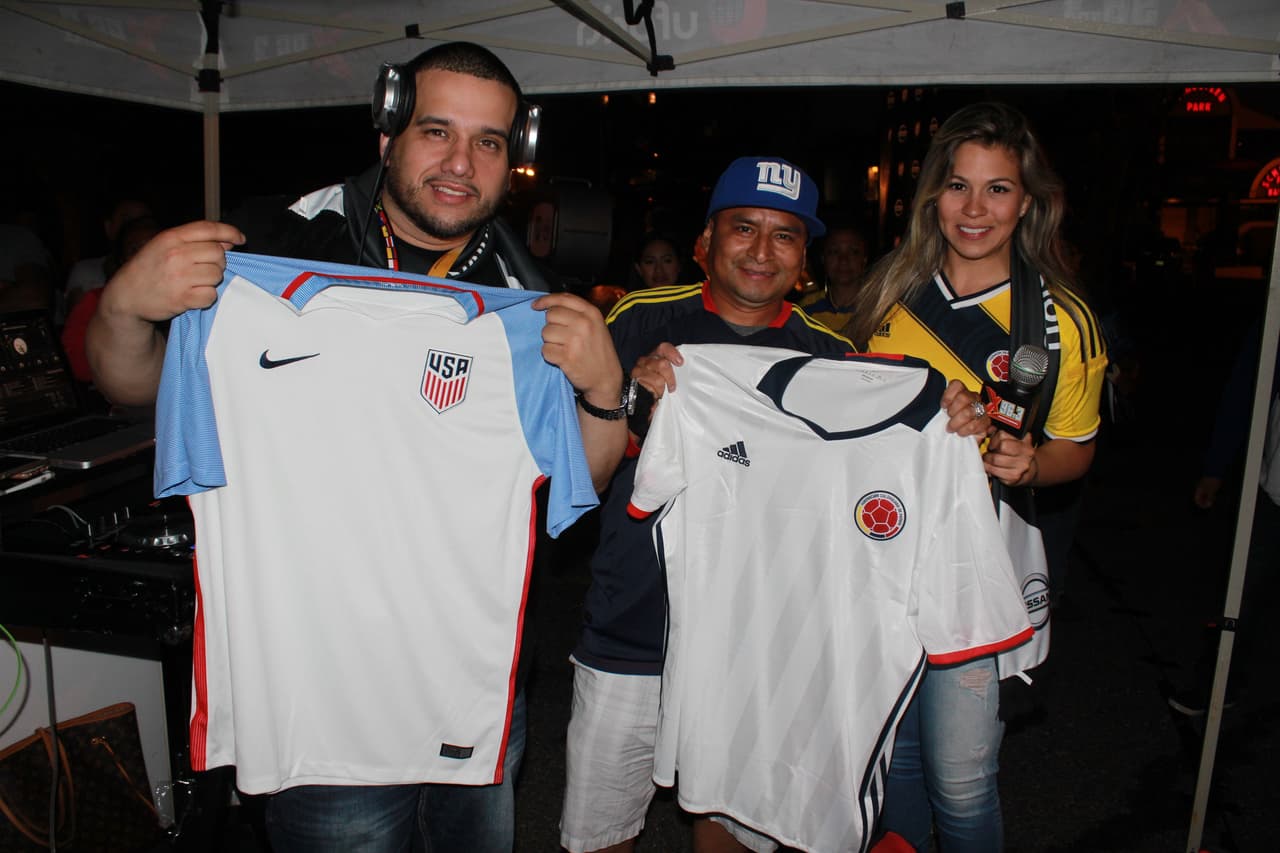 El orgullo colombiano dijo presente en el Shchuetzen Park en North Bergen para apoyar la selección colombiana en la Copa América Centenario.