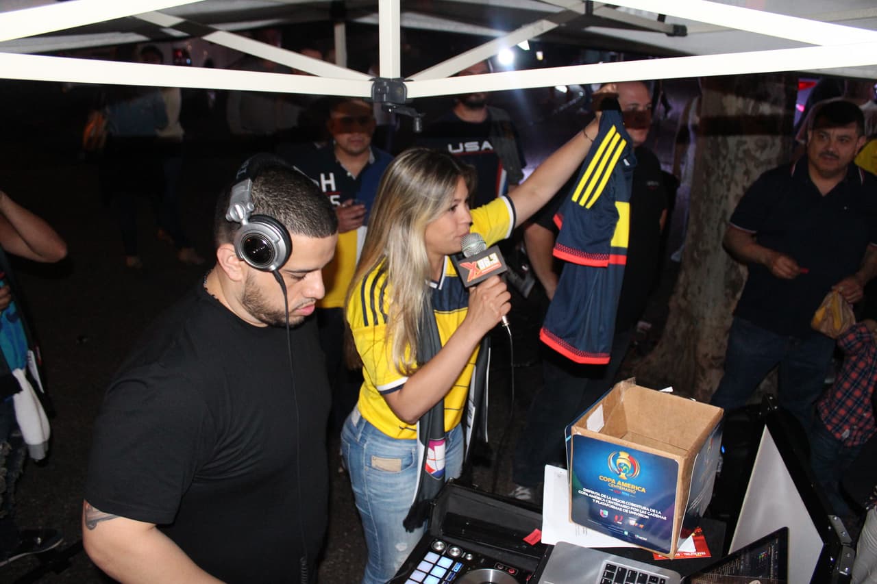 El orgullo colombiano dijo presente en el Shchuetzen Park en North Bergen para apoyar la selección colombiana en la Copa América Centenario.