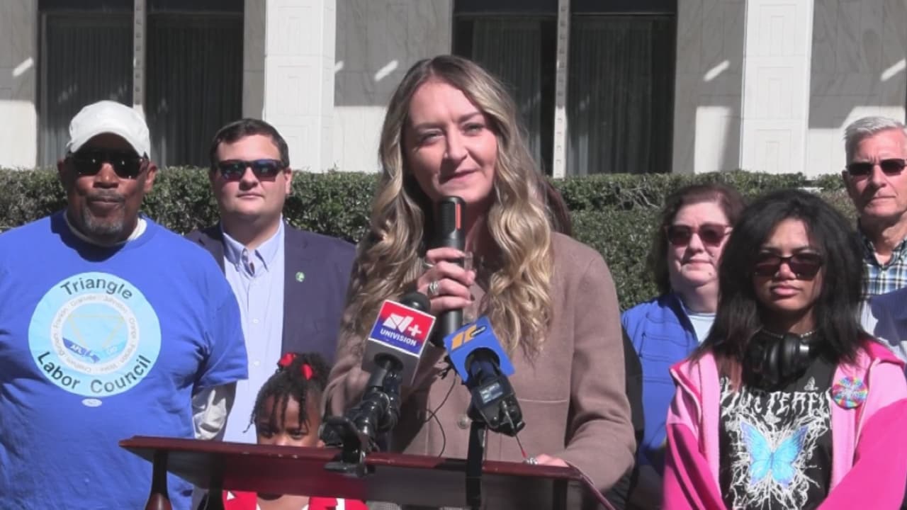 Carolina del Norte aprueba pausa al impuesto de la gasolina ante alza de costos y presión de grupos demócratas