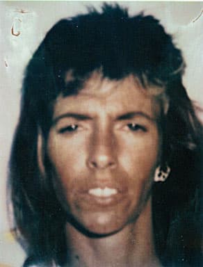 Mary Ann Wells tenía un balazo en la cabeza cuando su cuerpo fue encontrado el 25 de septiembre de 1988 en un callejón del centro de San Diego.