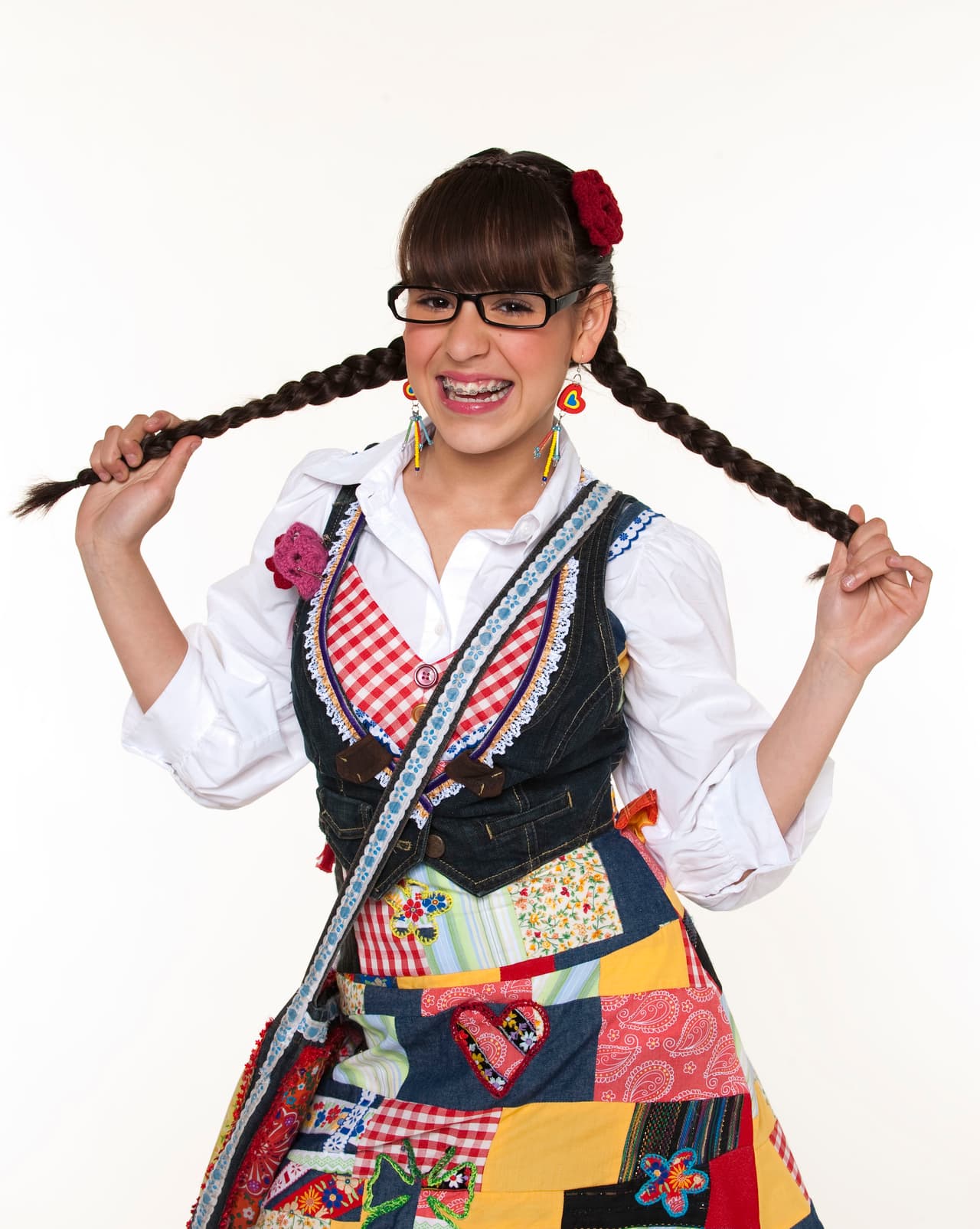 Danna Paola también comenzó su carrera de pequeña y la hemos visto crecer en televisión.