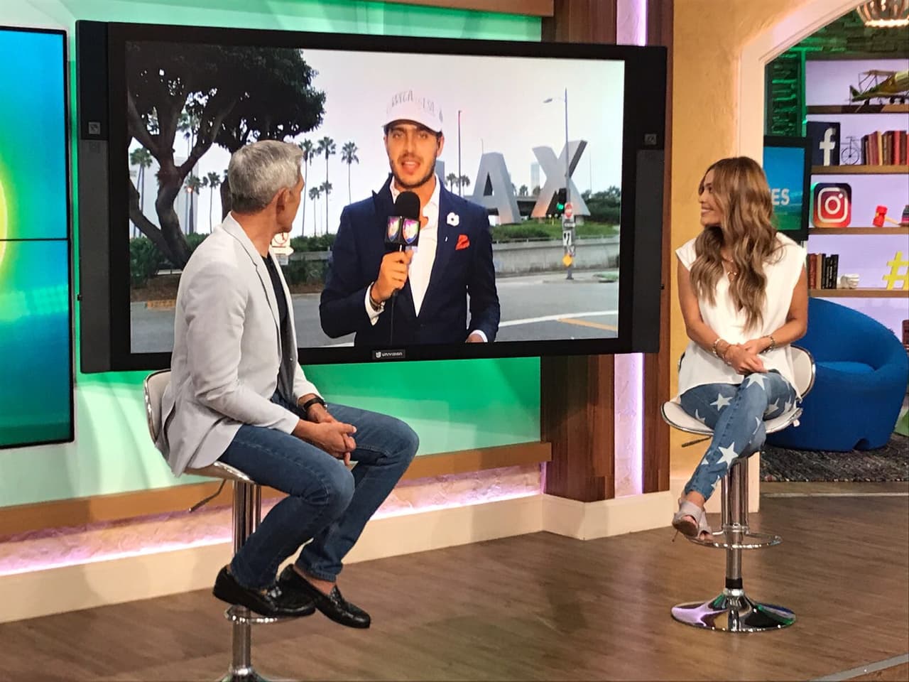 Aunque Rodolfo no estaba en el estudio también le tocó la suya.