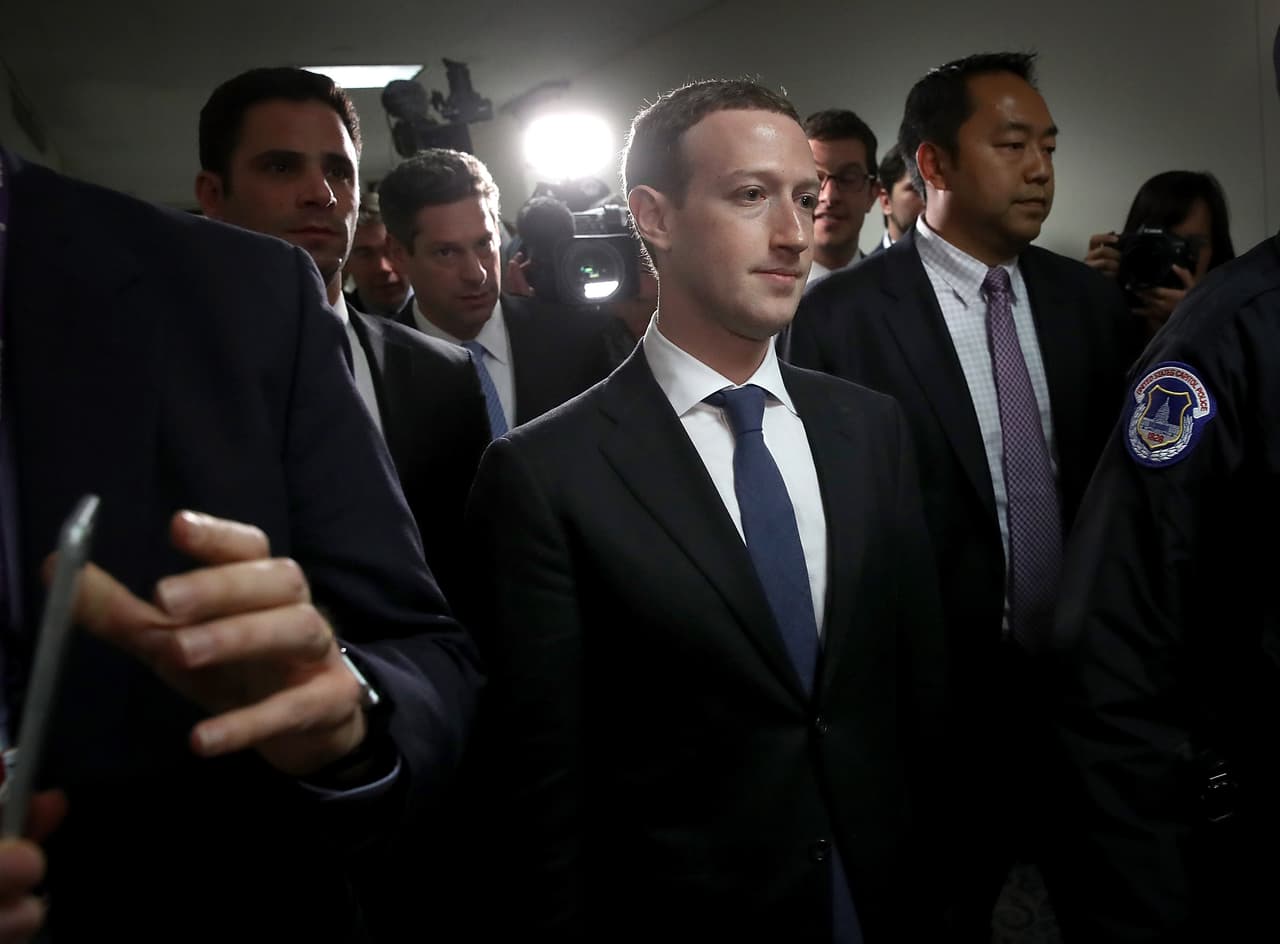 Facebook en crisis: 5 claves del interrogatorio a Mark Zuckerberg en el Congreso