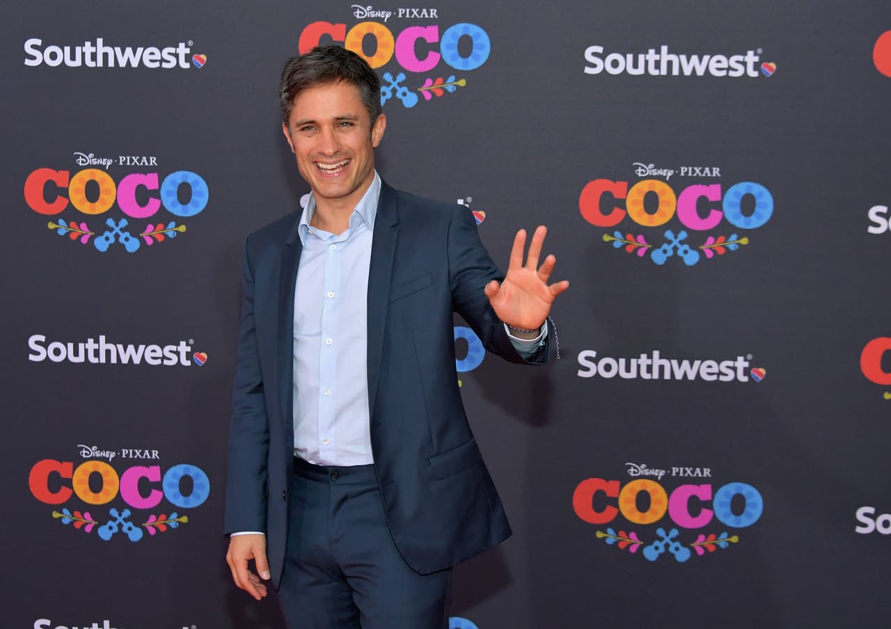 Gael Garcia sabe lo que es trabajar con Disney al ser parte de 'Coco'.