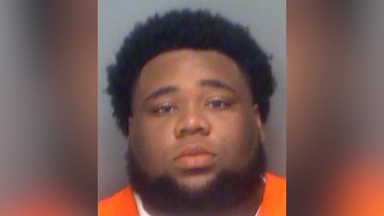 Arrestan al rapero "Rod Wave" por cargos de agresión doméstica