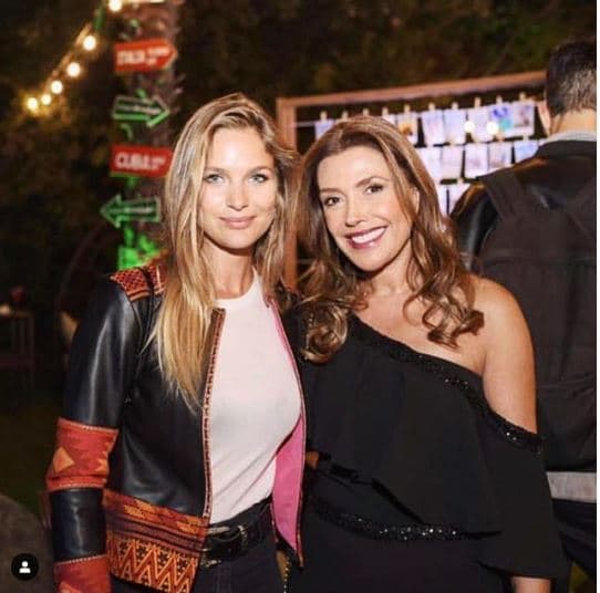 Mientras que hace unas semanas, Mayte y su mamá visitaron 
<b><a href="https://aquaworld.com.mx/blog/diego-boneta-buceo-aquaworld-cancun" target="_blank">una tienda de ropa en México</a></b>, de la cual la mamá de Diego es socia y la hermana del actor se encarga de las redes sociales.