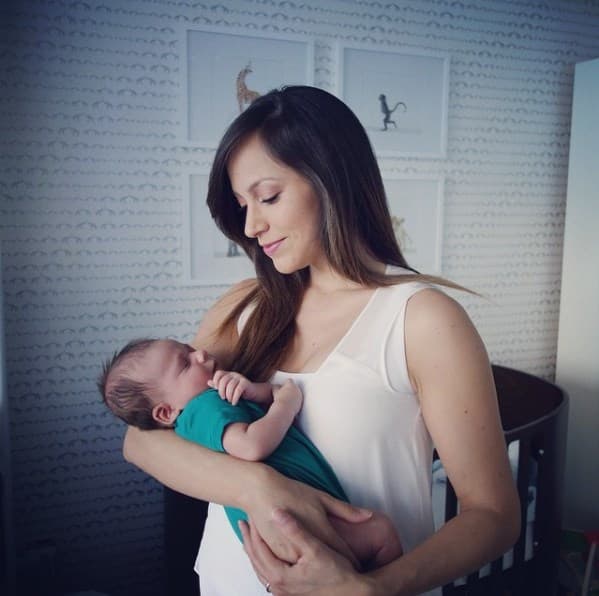 El primogénito de Satcha es Baby Bruce Aaron. Nació el 12 de julio de 2014 pesando 7.6 libras y midió 20 pulgadas.