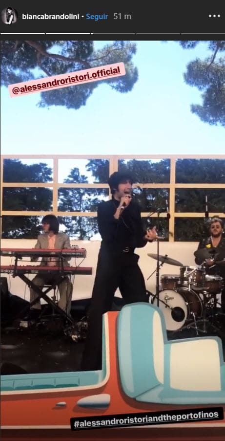 La fiesta estuvo amenizada por la popular agrupación italiana Alessandro Ristori & The Portofinos, quienes tocan música de las décadas de 1960 y 1970.