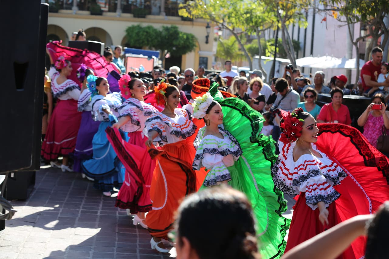 Y estas imágenes son solo una pequeña demostración de lo que se puede encontrar en el lugar.
