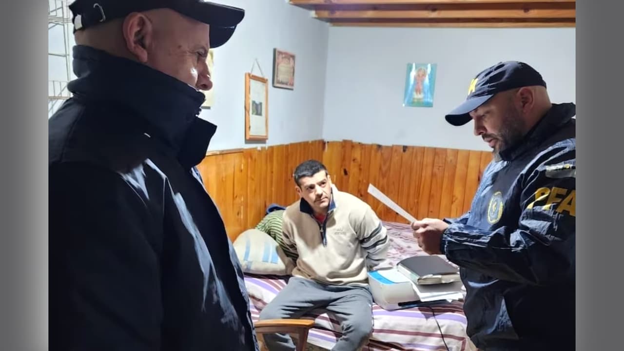 Violó a su prima menor y se fugó después de ser condenado: cinco años después fue arrestado gracias a un perfil de Instagram 