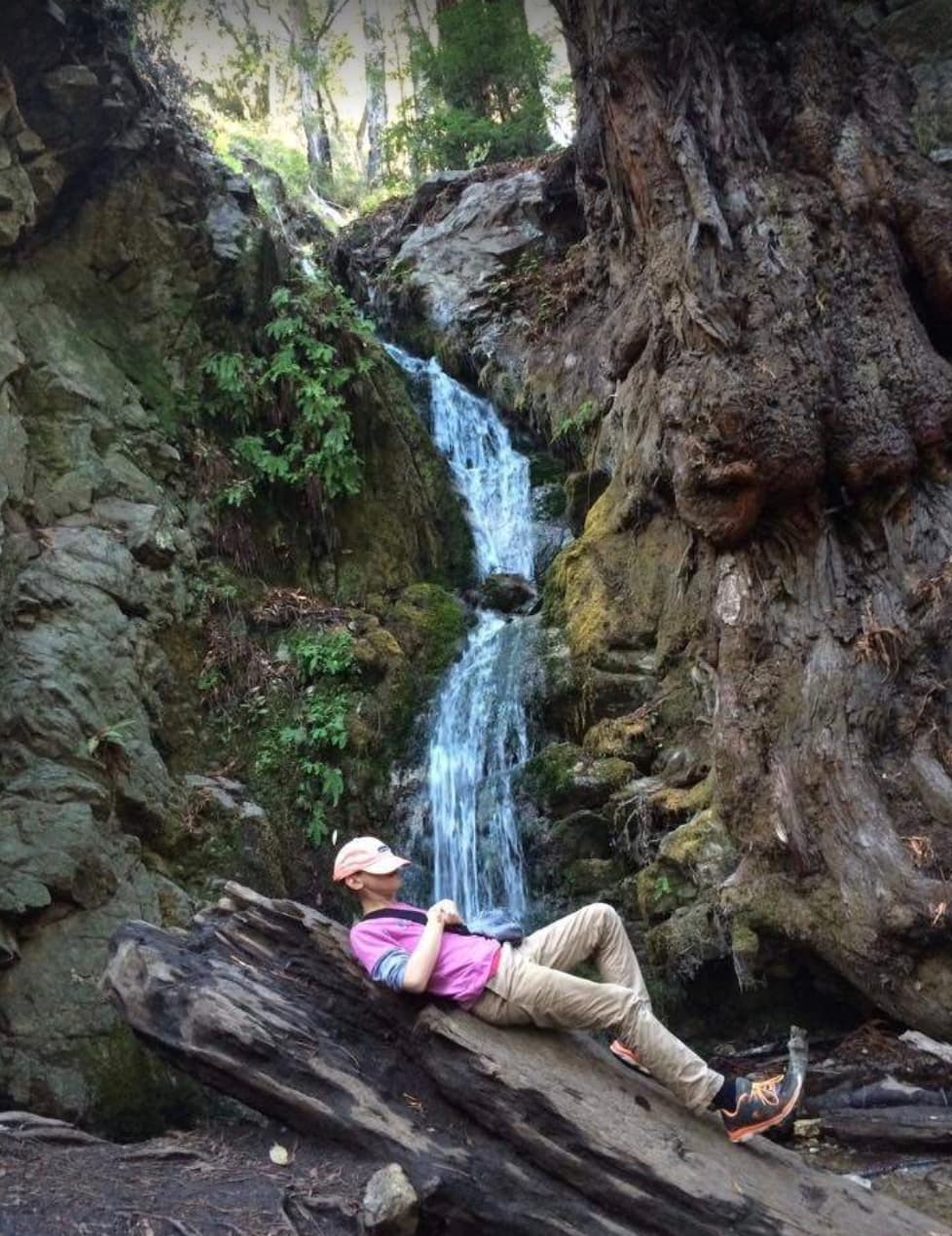Para llegar a
<b> Canyon Falls,</b> se requieren 3 horas de manejo desde Fresno o San Francisco. También estaaa2n localizadas en el sector de Big Sur (es probable que estas dos cascadas y senderos estén cerrados temporalmente, debido al riesgo de incendios forestales)