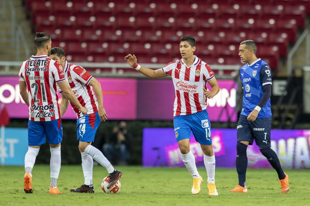 De cara a la fiesta grande del futbol mexicano, aparecieron Zaldívar y Vega para darle el triunfo al Rebaño. | Hurtado (36’) adelantó a los Rayados. Zaldívar (81’) emparejó los cartones y Vega, con tremendo golazo, le dio vuelta al juego. Angulo (90+4’) hizo el último de Chivas.