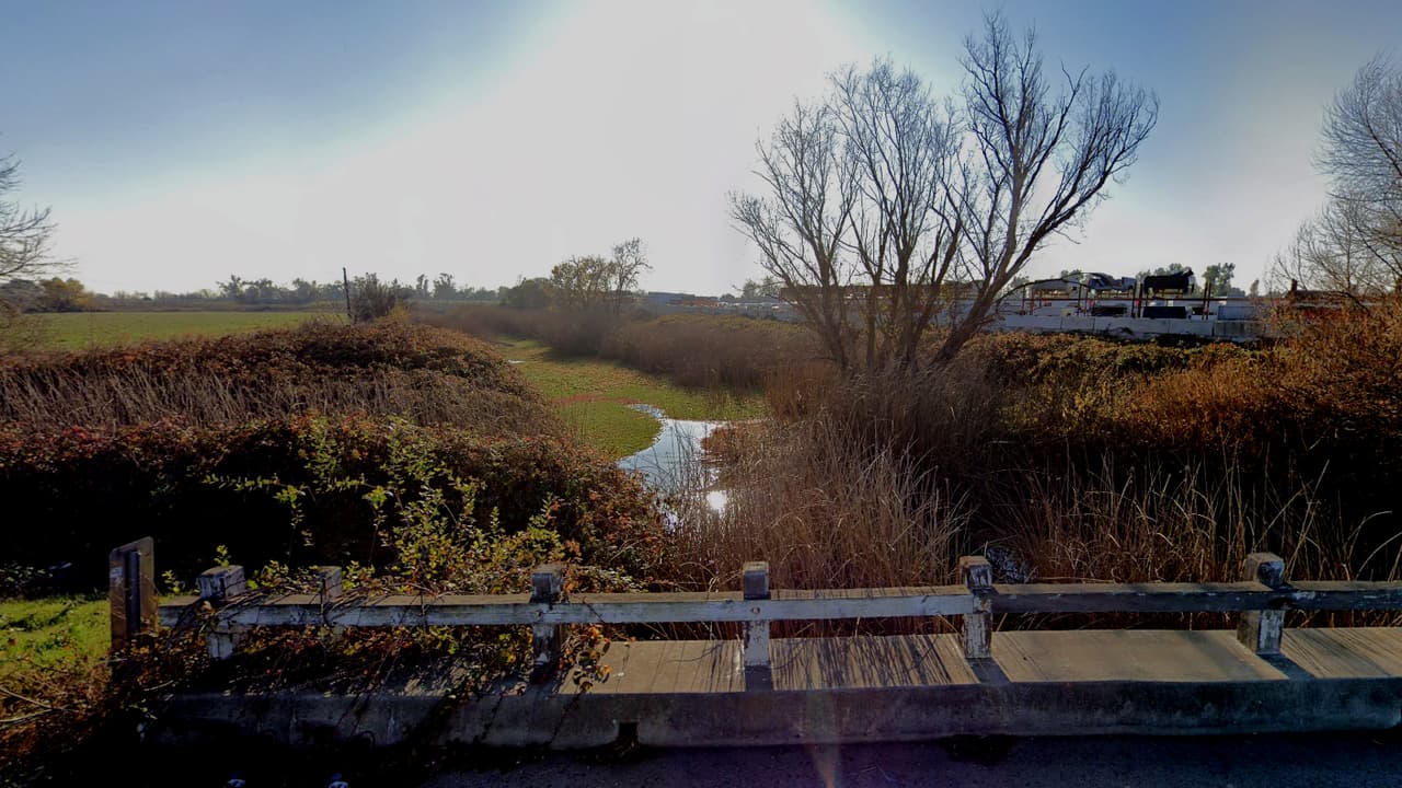 Encuentran sumergido en un canal el cuerpo de una mujer que fue reportada como desaparecida