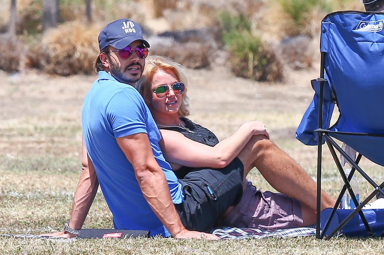 ¿Qué habrá pasado? No hay respuestas claras, pero ahora sabemos que este intento fallido también le pegó fuerte a la 'Princesa del Pop'.