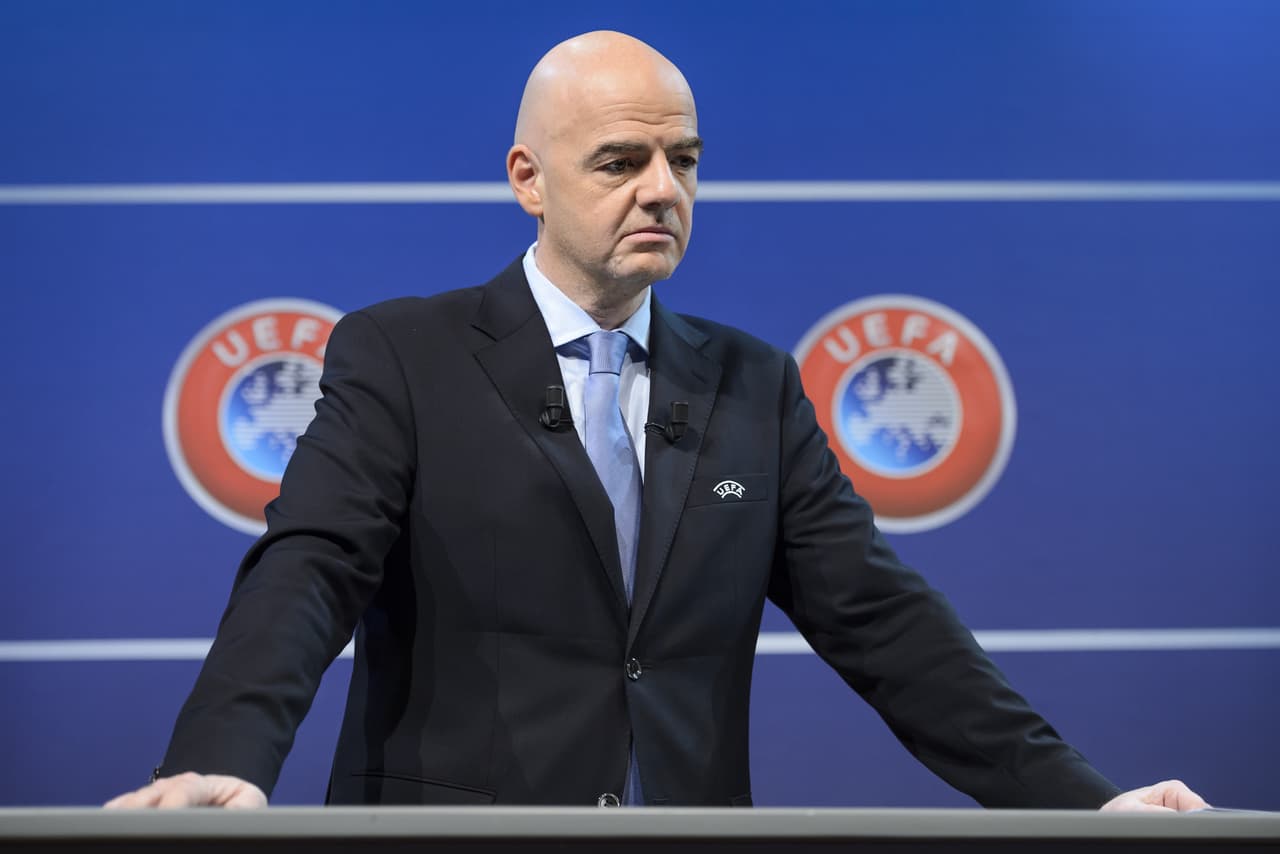 El fútbol español apoya a Infantino en su candidatura a presidente de FIFA