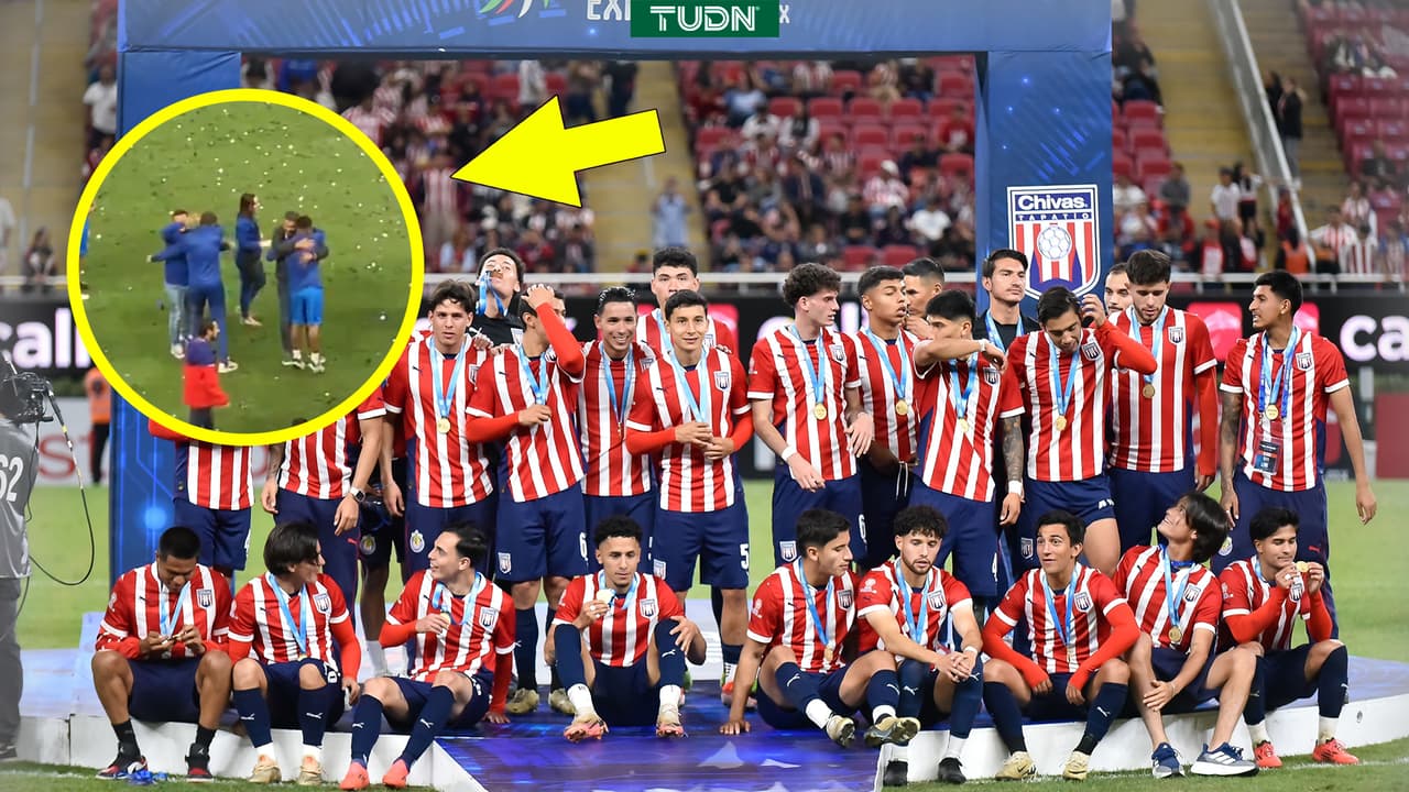 Entregan a Arturo Ortega medalla de Campeón tras ser despedido de Chivas