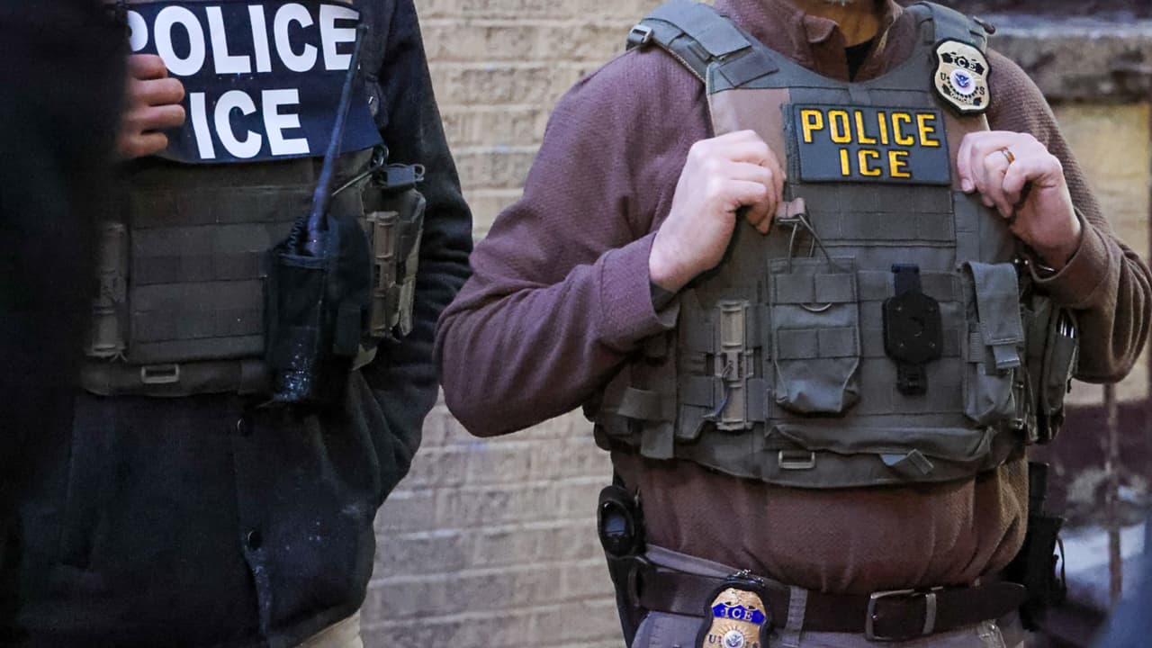 Familias afectadas por redadas de ICE podrían recibir ayuda para pagar la renta