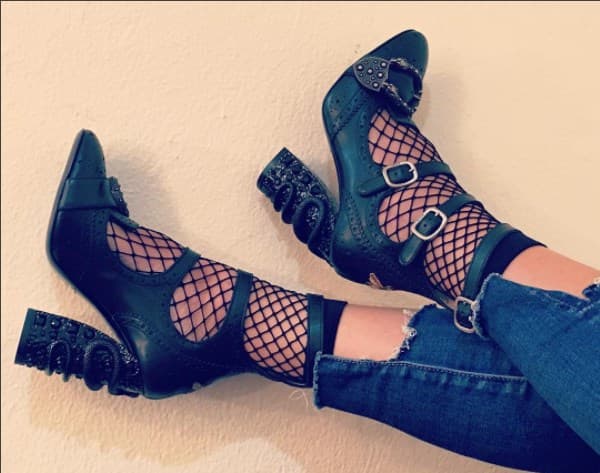 Galilea Montijo sabe que los zapatos, además de estilizar la figura, hablan de nuestro estilo y ella tiene un gusto muy peculiar en cuanto a calzado.