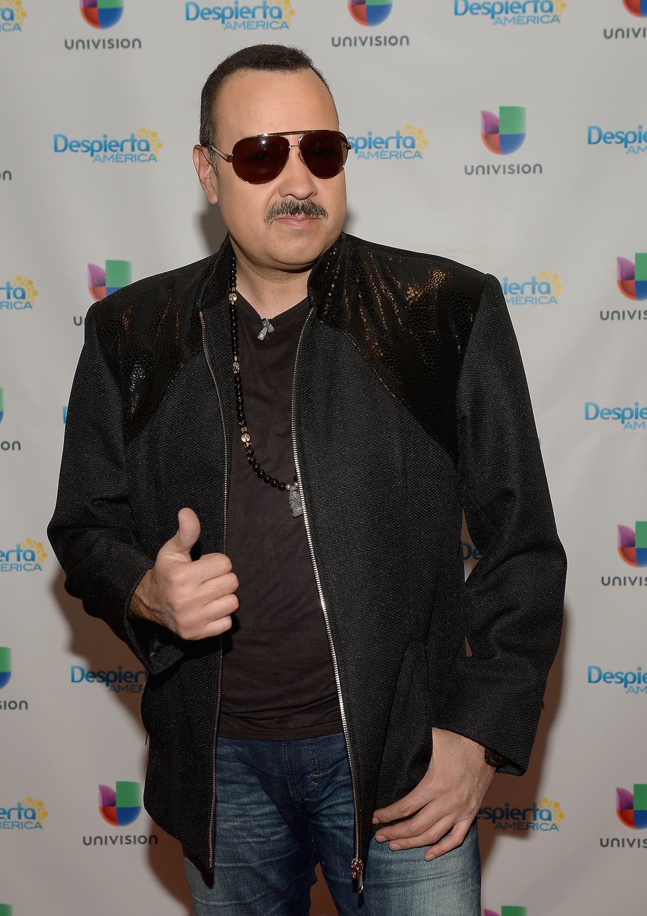 “Con todo lo que gana mi hermano, ya estaría en el tambo (cárcel)”, aseveró Antonio Aguilar Jr.