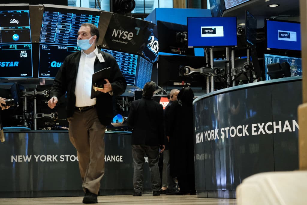 Mercados experimentan reacciones mixtas ante la expectativa de los anuncios de la Fed sobre subida de intereses