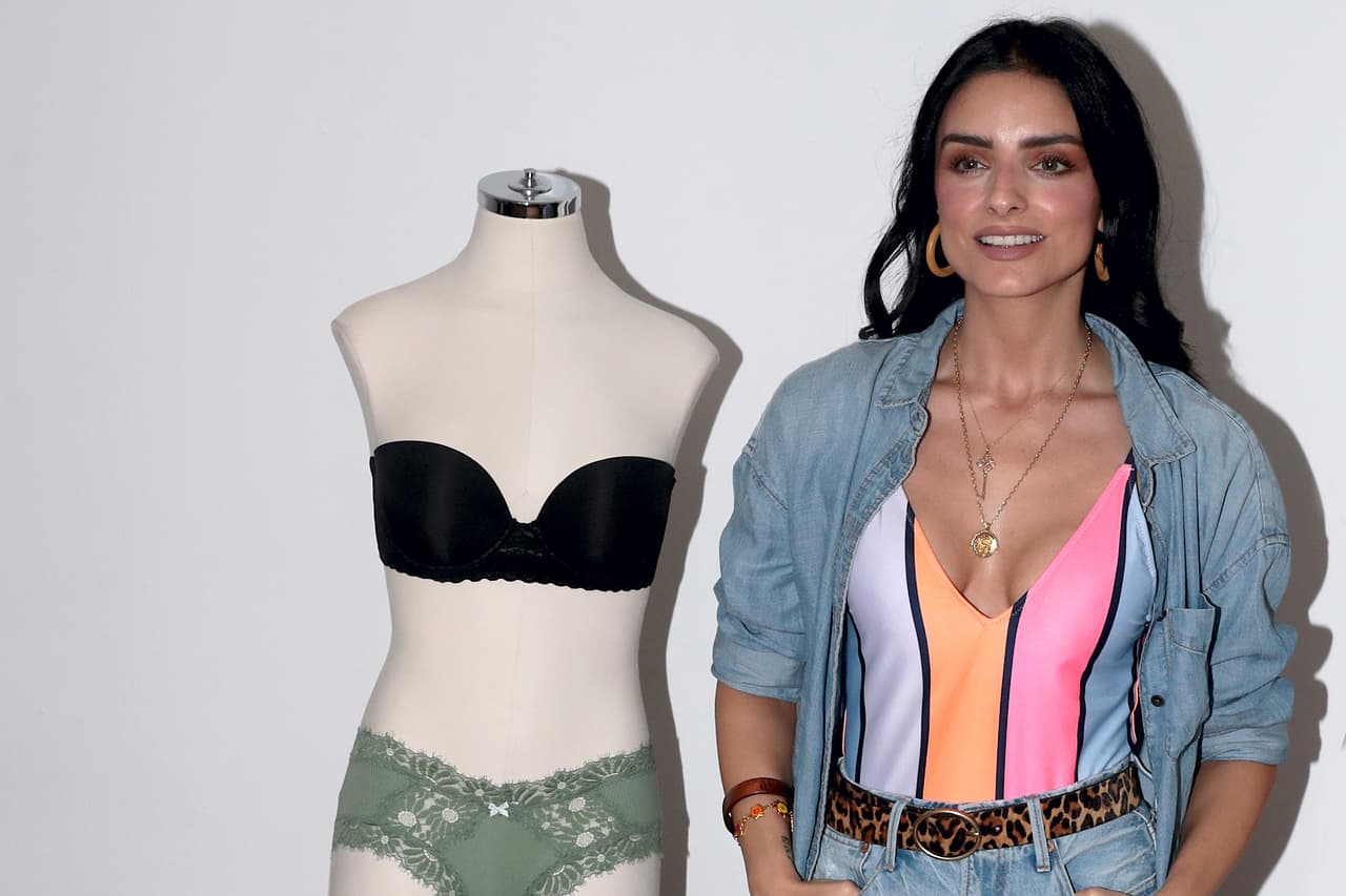 Además de Jesús Navarro, 
<b>otros amores han dejado huella</b> en la vida de Aislinn Derbez.