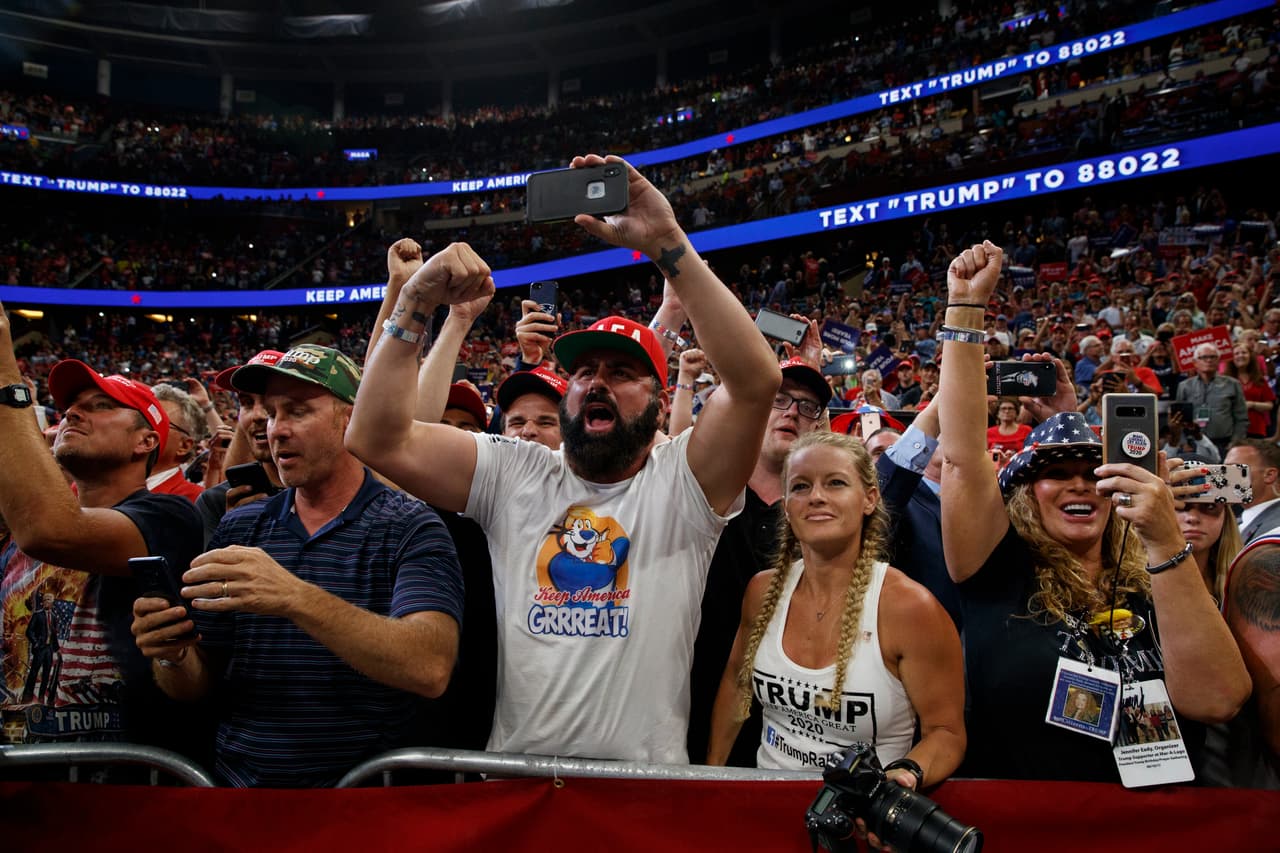 Simpatizantes de Trump en el Amway Center.