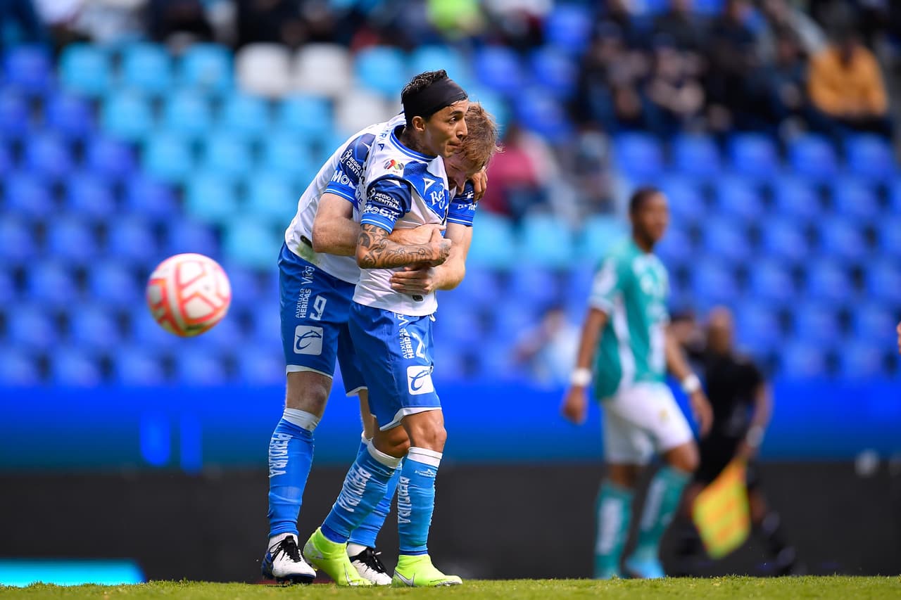 Puebla ponía el 1-0 con el tanto del colombiano.