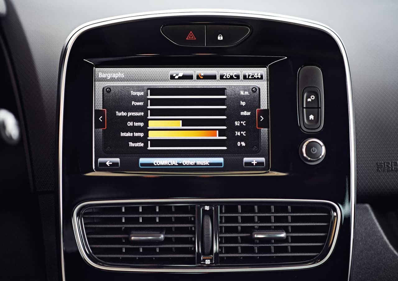 La firma del rombo agrega la nueva aplicación RS Monitor en el Clio RS 2017.