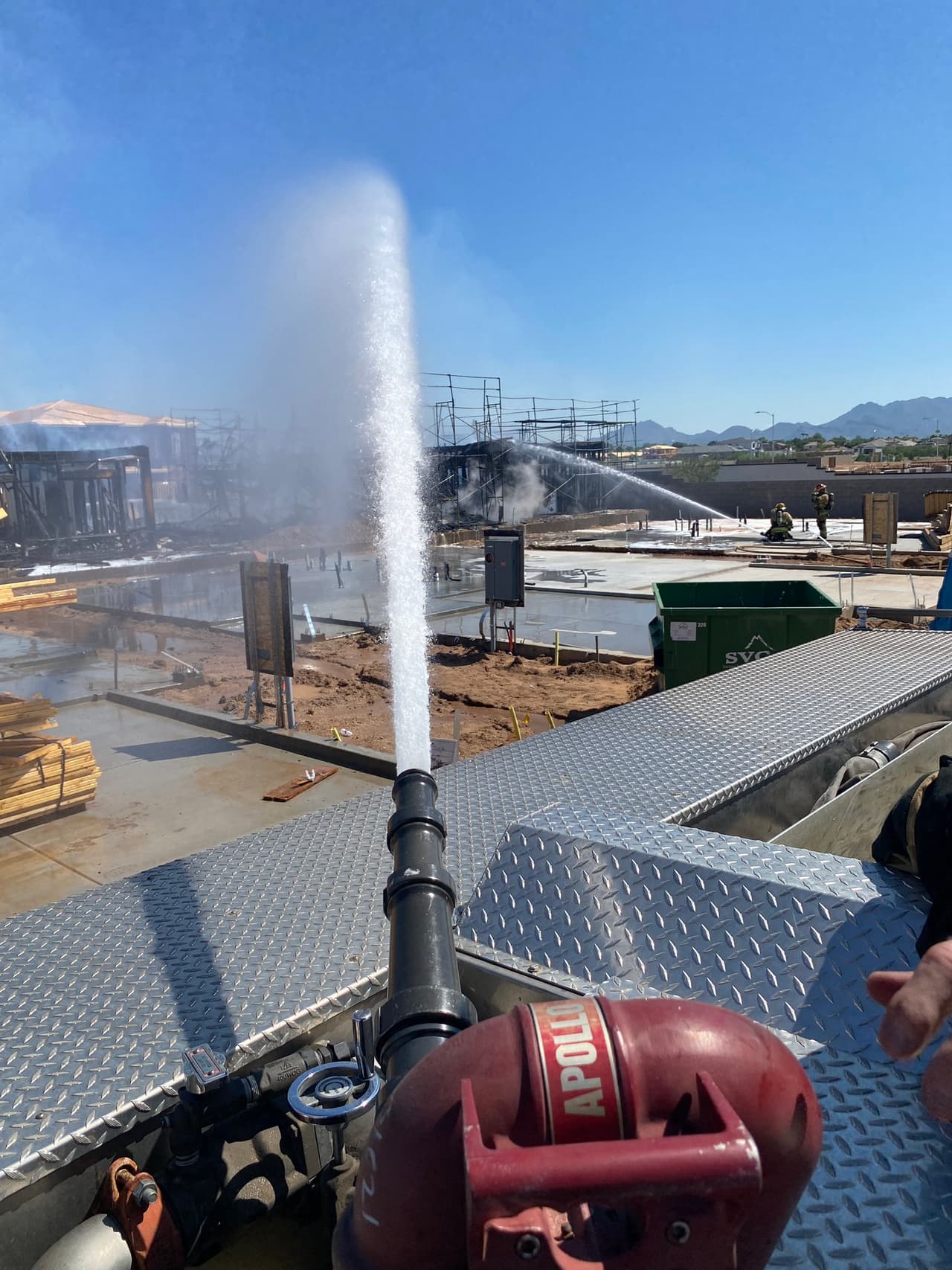 El humo se observaba desde varias calles a la redonda.