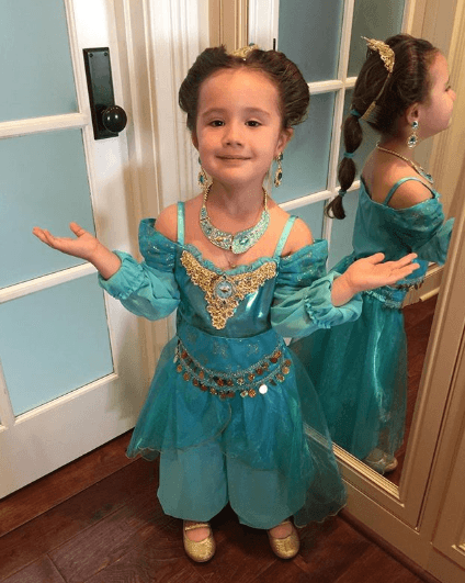 Para festejar su quinto cumpleaños, Angélica se disfrazó de la princesa Jazmín. ¡Cómo ha crecido!