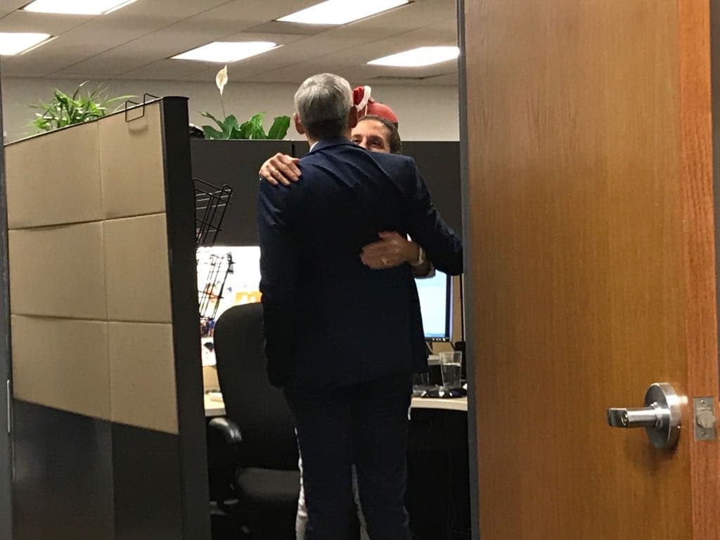 Todos lo llenaron de abrazos y buenos deseos para él y toda la familia Lozada.