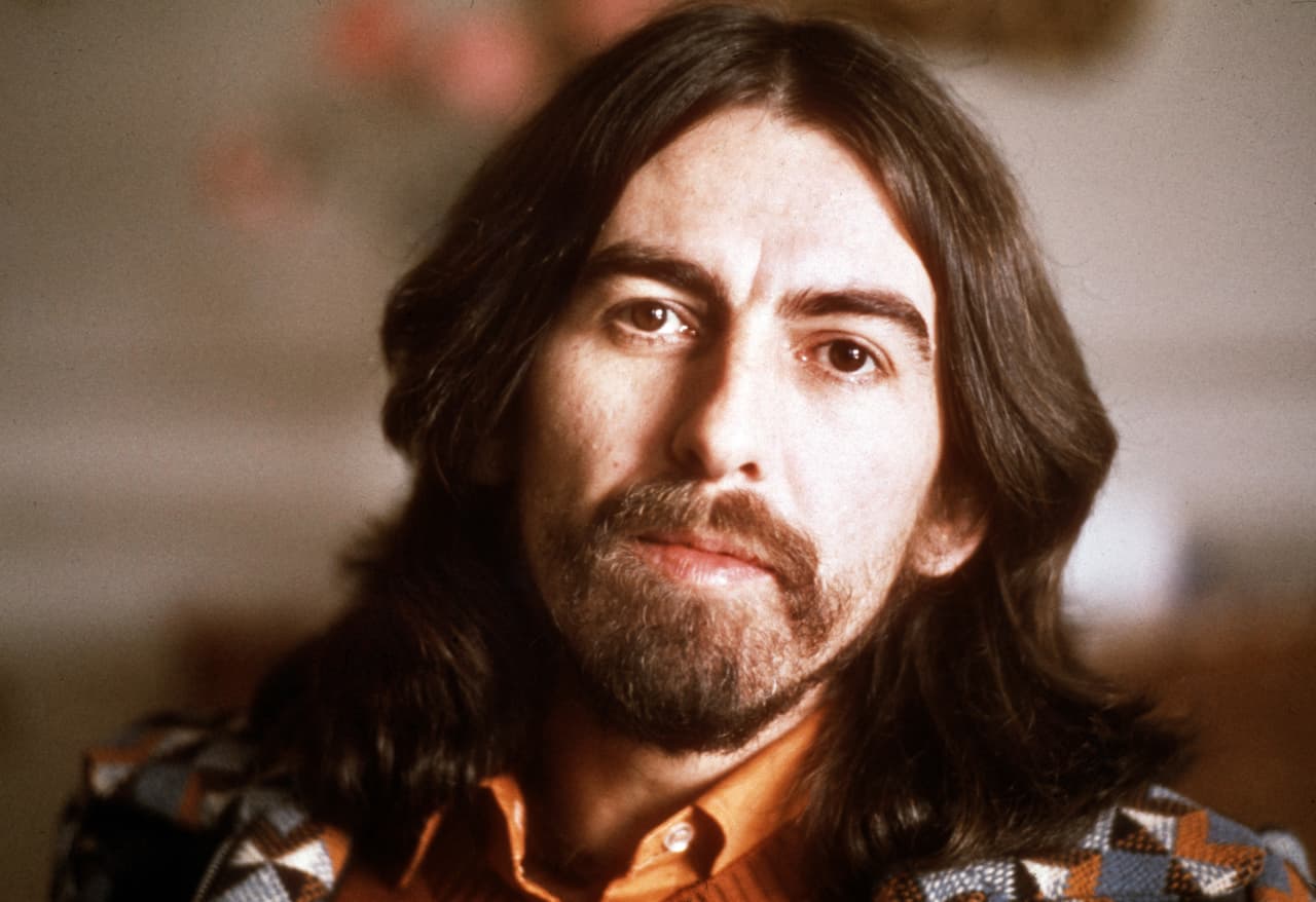 <b>George Harrison.</b> “El uso sin autorización the ‘Here comes the sun’ en la Convención Republicana es ofensiva y está en contra de los deseos de los representantes del patrimonio de George Harrison”,
<a href="https://twitter.com/GeorgeHarrison/status/756329307325235202"><u>tuitearon en la cuenta del fallecido exbeatle</u></a> en julio de 2016.