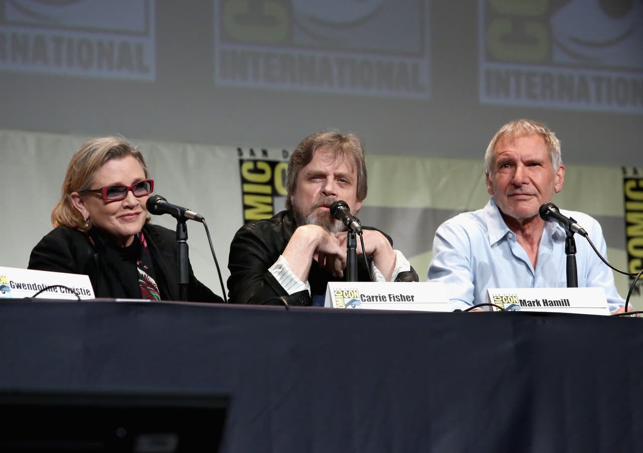 Carrie Fisher, Mark Hamill y Harrison Ford regresan a la saga que los hizo famosos.