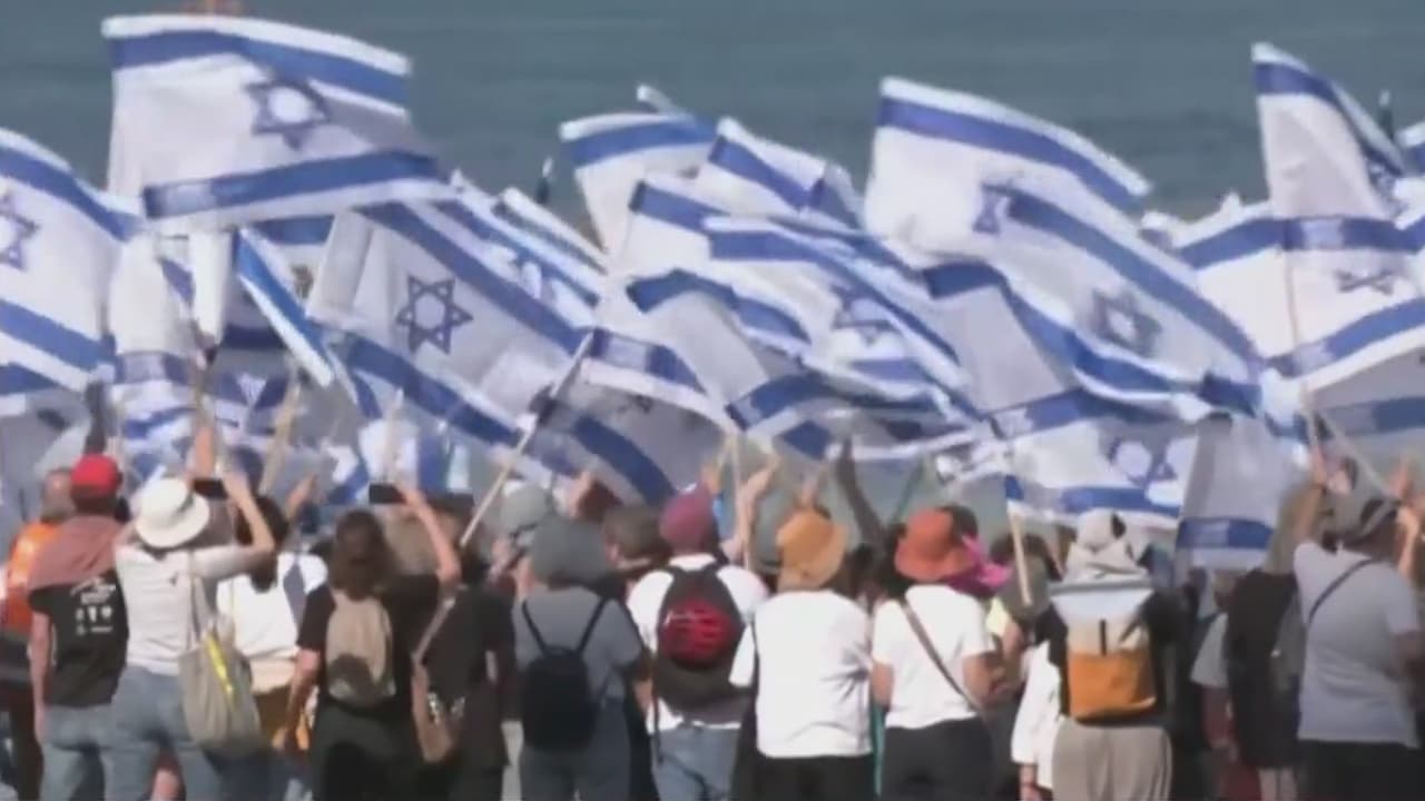 Acusaciones internacionales condicionan el futuro político del primer ministro israelí Benjamin Netanyahu