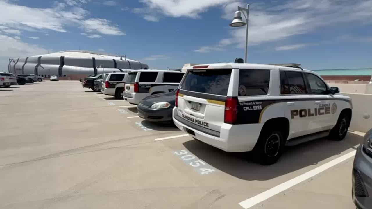 Kamala Harris, candidata demócrata a la presidencia, y su compañero de fórmula Tim Walz visitan Arizona como parte de su gira electoral rumbo a las elecciones generales de noviembre.