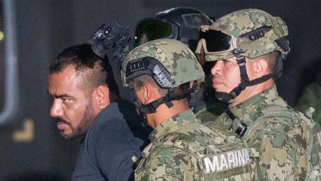 Quién es 'El Cholo Iván', uno de los capos más temidos del Cartel de Sinaloa extraditado a EEUU