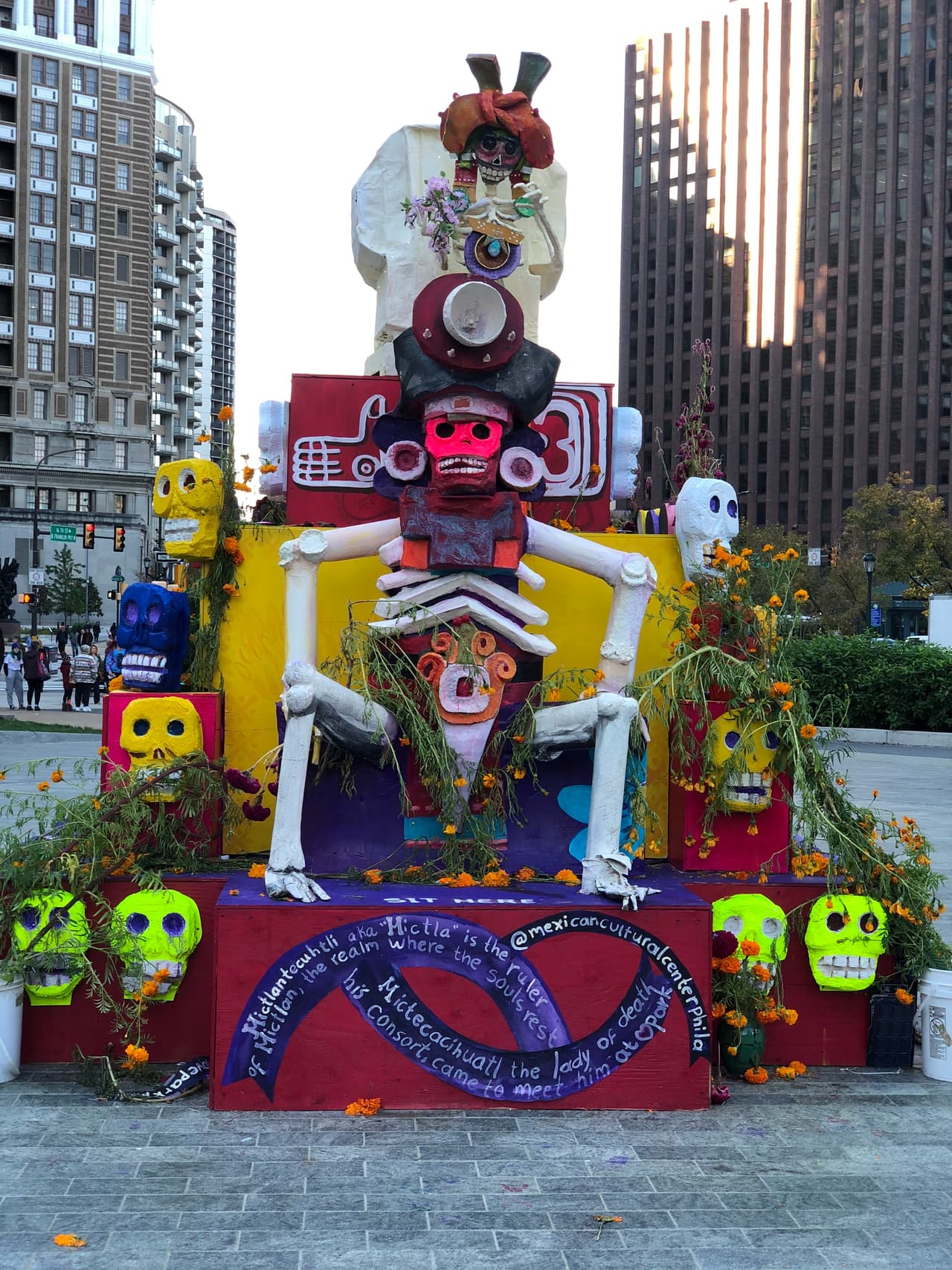 El Altar de los Muertos estará en exhibición hasta el 10 de noviembre.