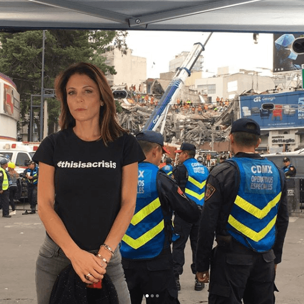 En la Ciudad de México, Bethenny Frankel visitó el edificio que colapsó en la calle de Álvaro Obregón N.286 luego del sismo del 19 de septiembre de 2017. Fue entonces que ella también insistió en que se enviara ayuda a las diversas zonas afectadas en México.