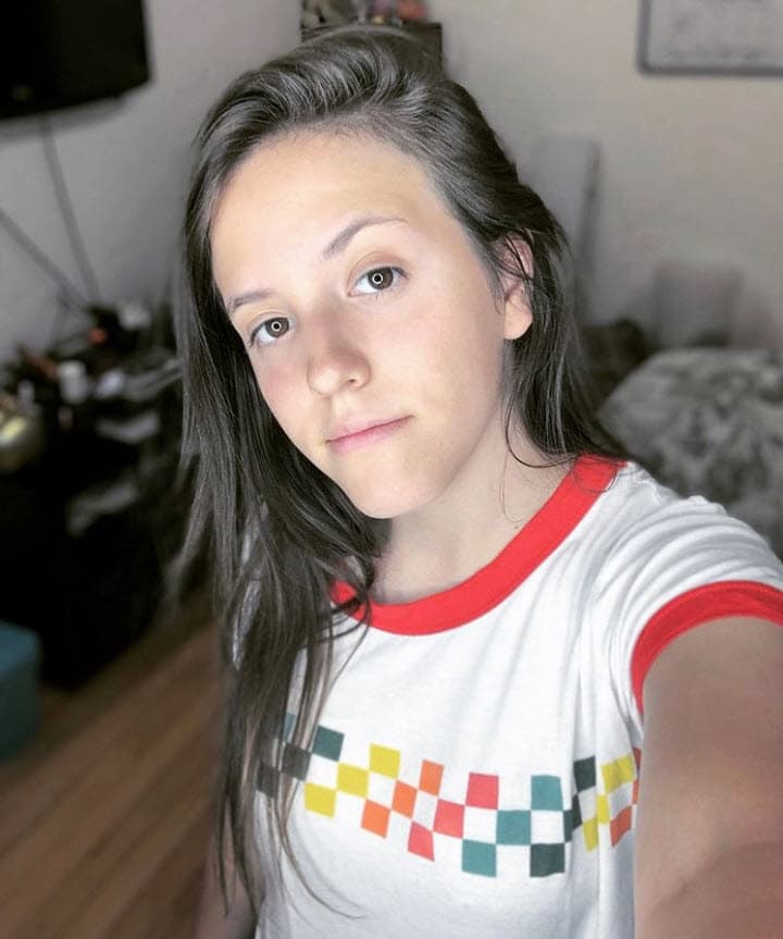 La jovencita les confesó en un brindis que su propósito de Año Nuevo de tener "un amor bonito" se había cumplido y un día después les reveló la identidad de Pamela. 
<br>