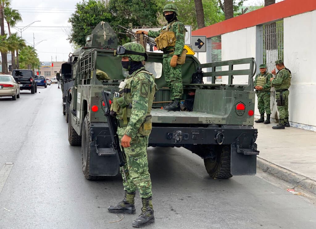 Militares resguarban la ciudad de Matamoros, Tamaulipas.