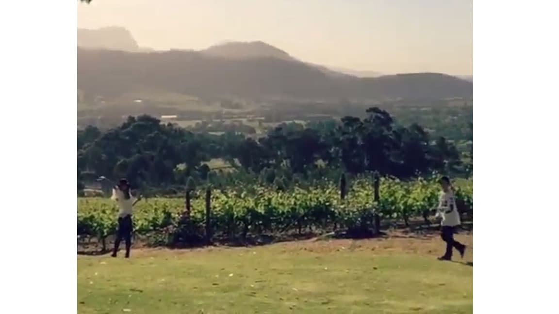 En el corto video también se ve al pequeño Christopher.