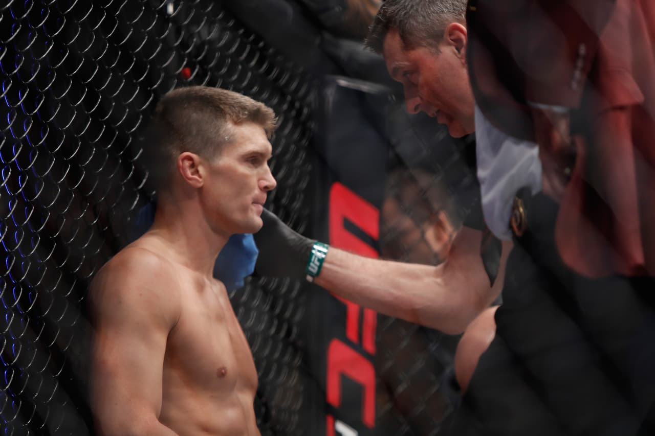 El estilo de karate de Stephen Thompson no fue suficiente para arrebatarle el cetro welter a Tyron Woodley.
